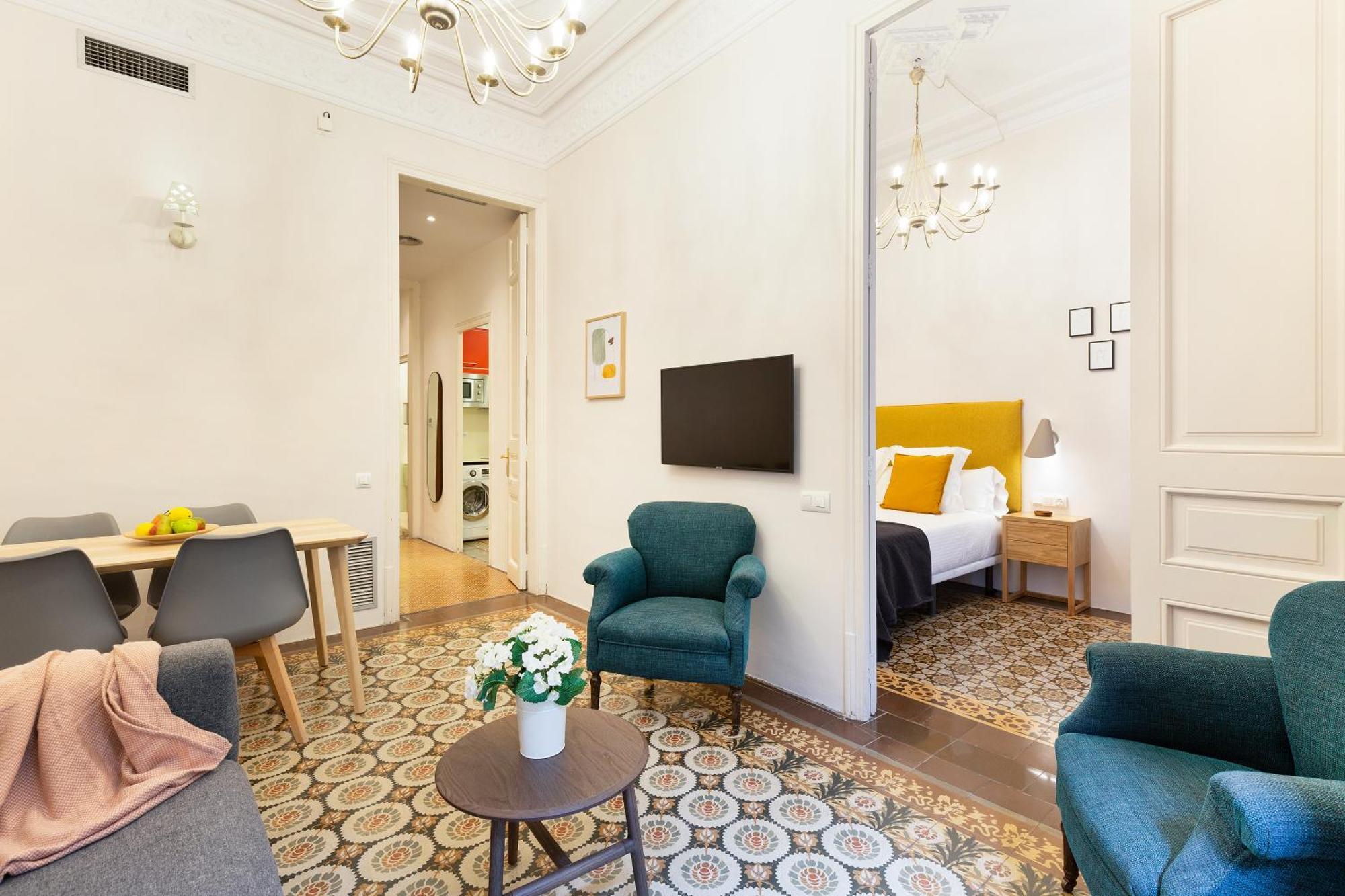 Apartamento Bailen By *